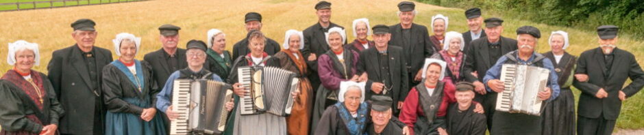 Klepperman van Elleven | Folkloristische dansgroep